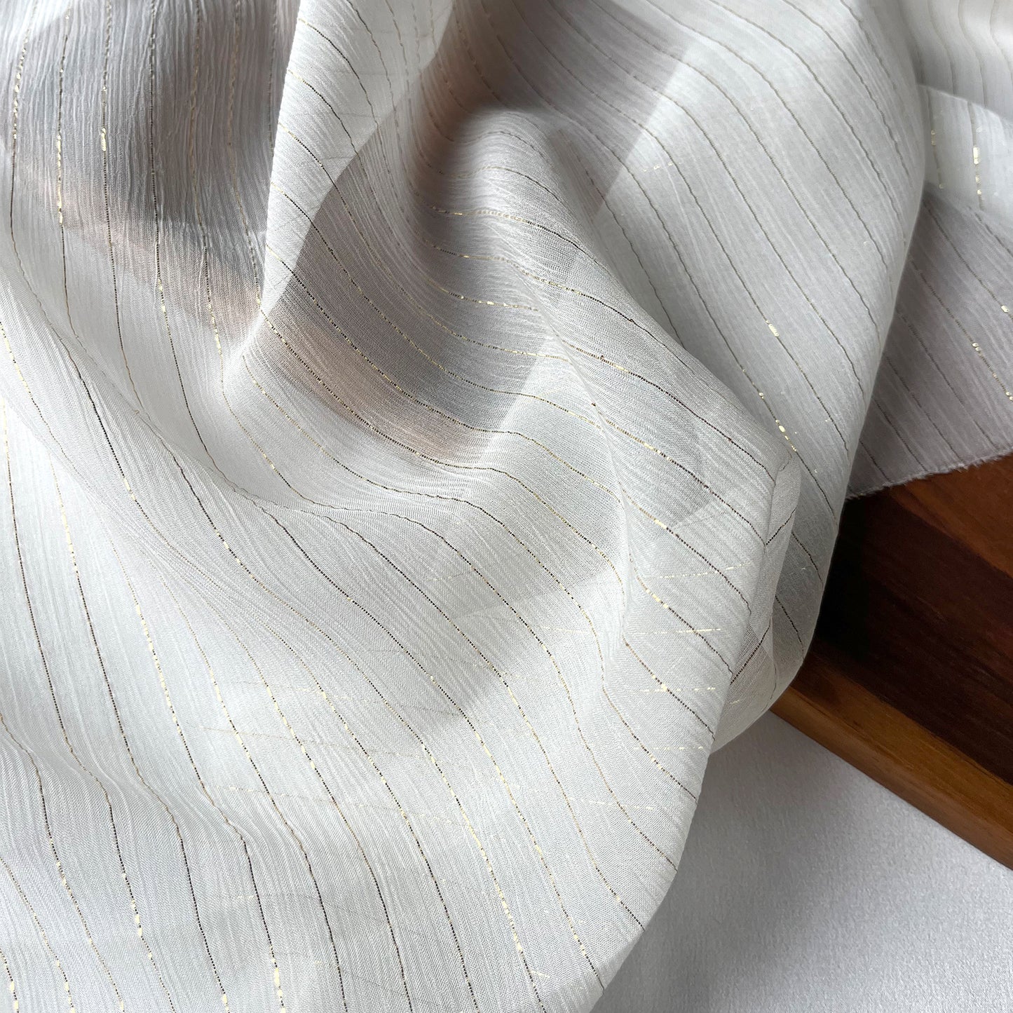 10 Momme Silk Viscose Crinkle Chiffon Golden Shiny Striped Fabric Clothing Elegant Luxury For Women For Sewing By Meters