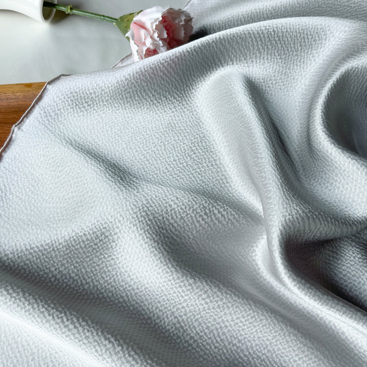 19 Momme Silk Pearl Satin Printed Clothing Colored Fabric Dresses Elegant Luxury For Women For Sewing By Meters 114cm