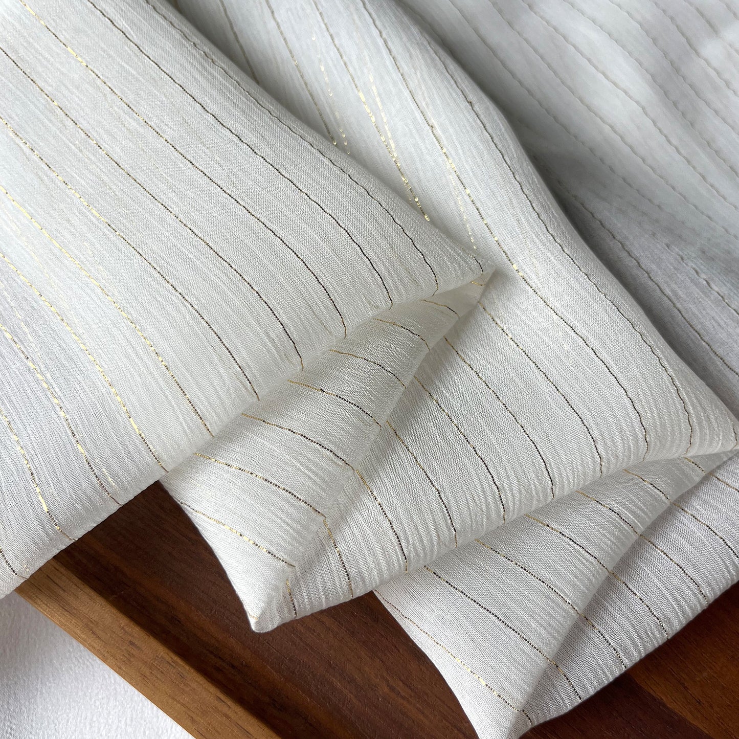 10 Momme Silk Viscose Crinkle Chiffon Golden Shiny Striped Fabric Clothing Elegant Luxury For Women For Sewing By Meters