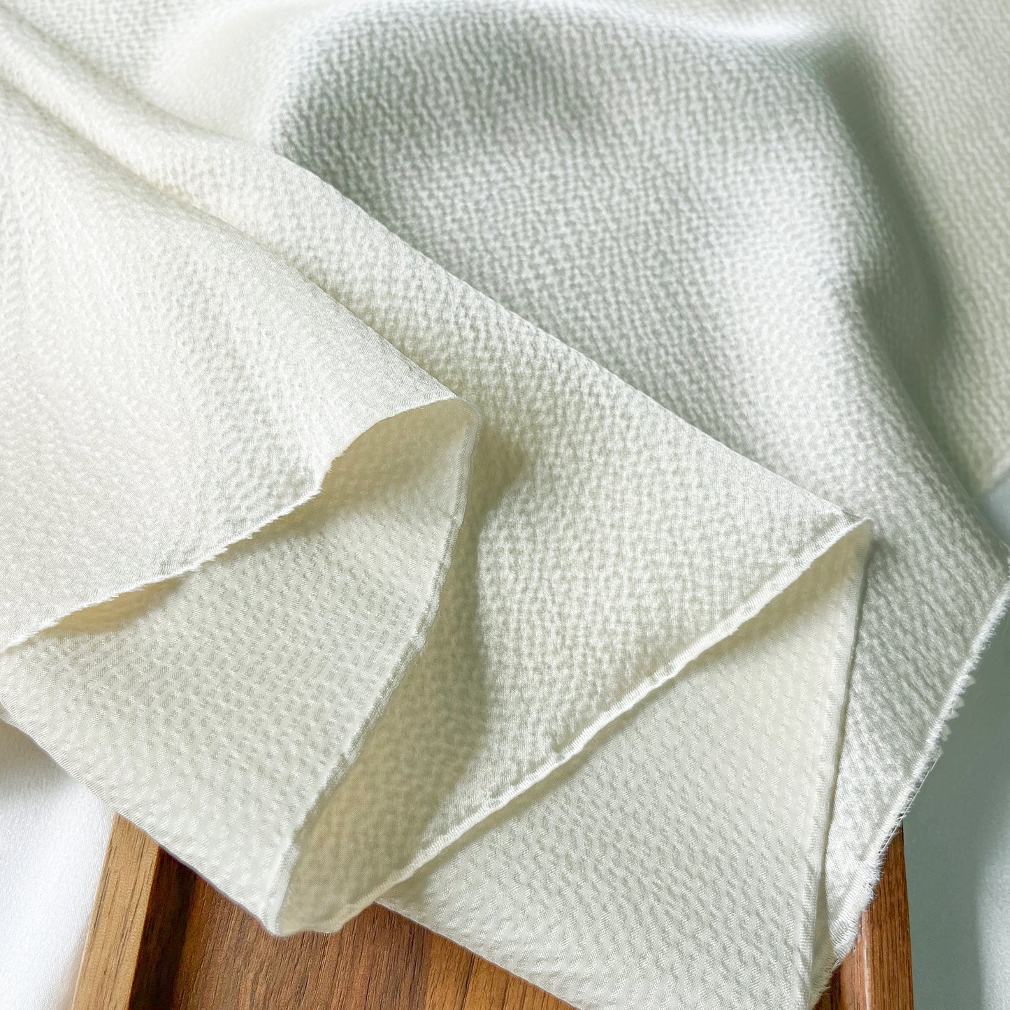 19 Momme Silk Pearl Satin Printed Clothing Colored Fabric Dresses Elegant Luxury For Women For Sewing By Meters 114cm