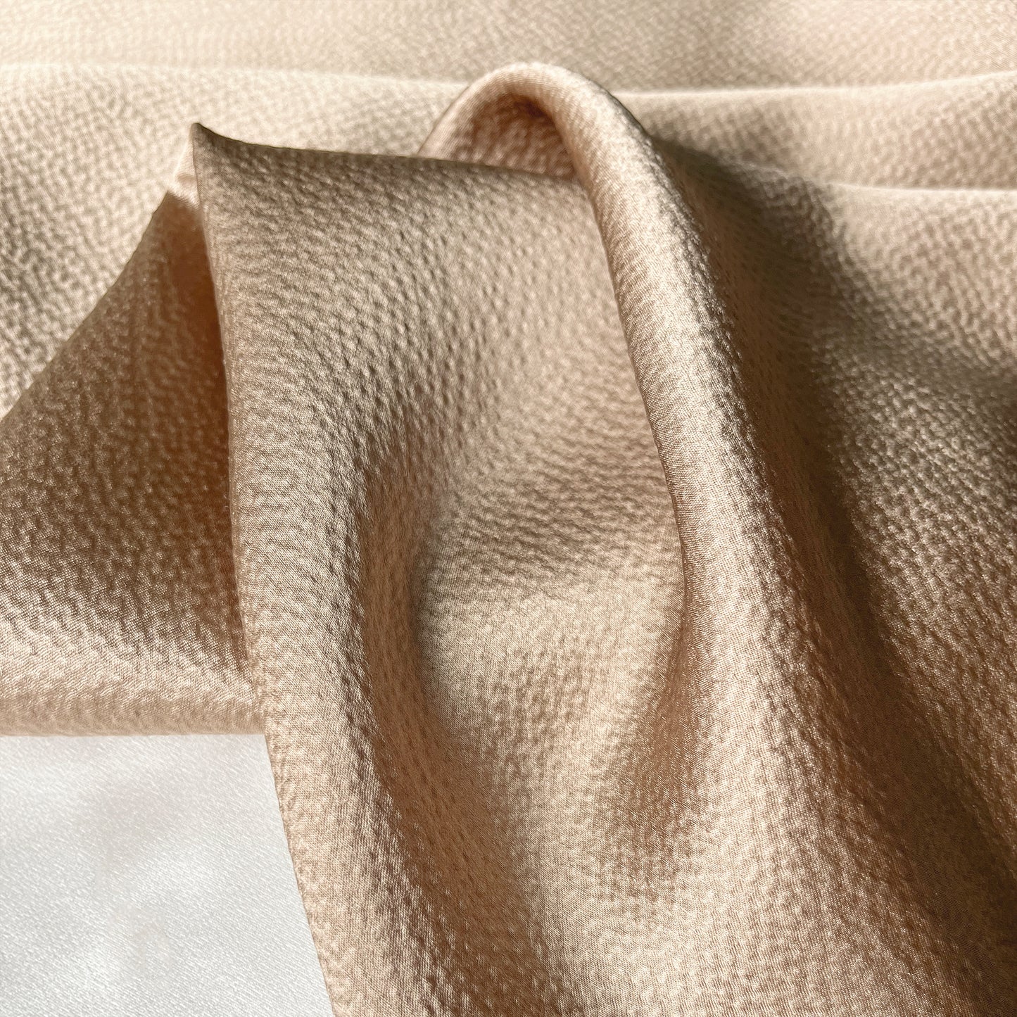 19 Momme Silk Pearl Satin Printed Clothing Colored Fabric Dresses Elegant Luxury For Women For Sewing By Meters 114cm