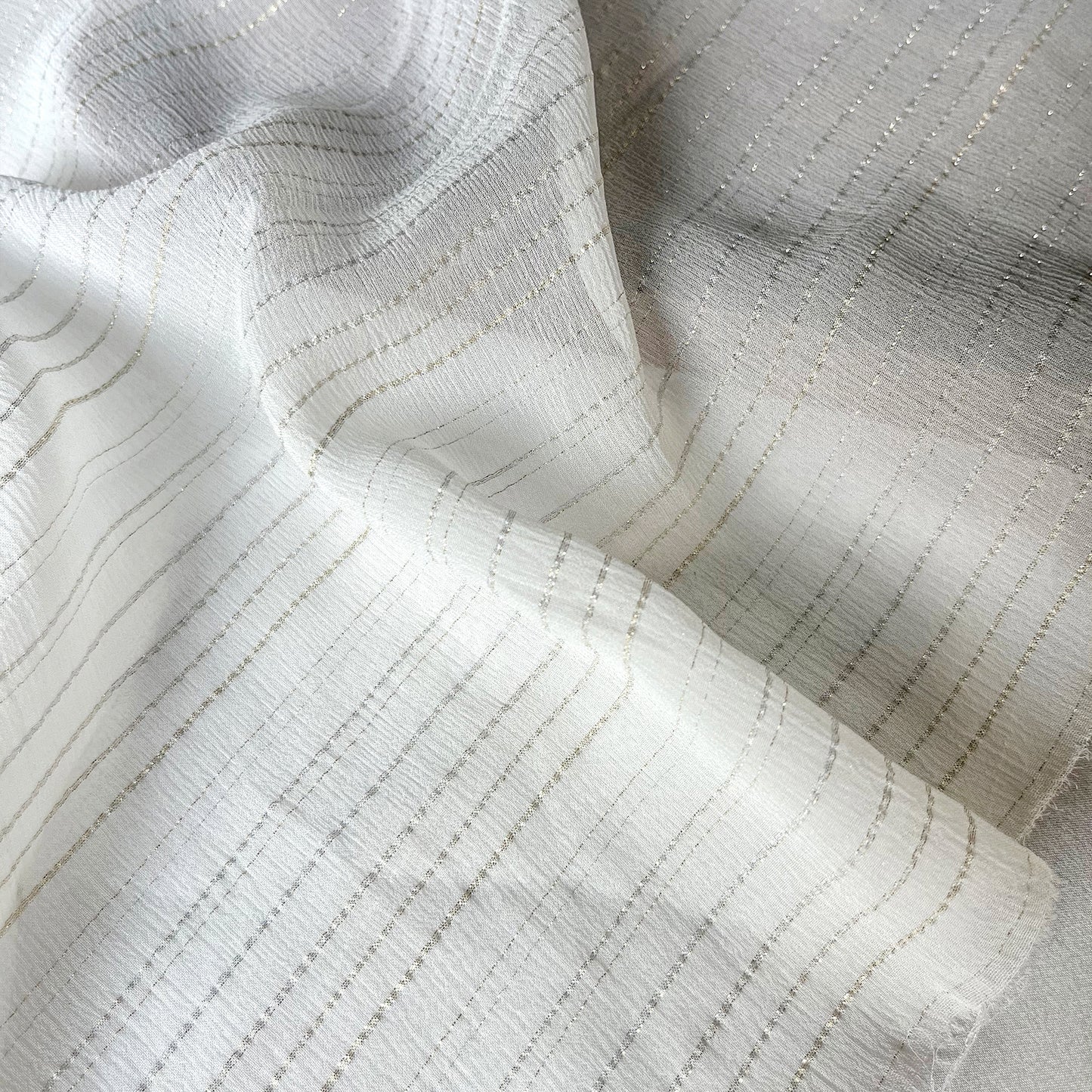11.5 Momme Silk Crinkle Chiffon Gold and Silver Shiny Striped Clothing Fabric Elegant Luxury For Women For Sewing By Meters