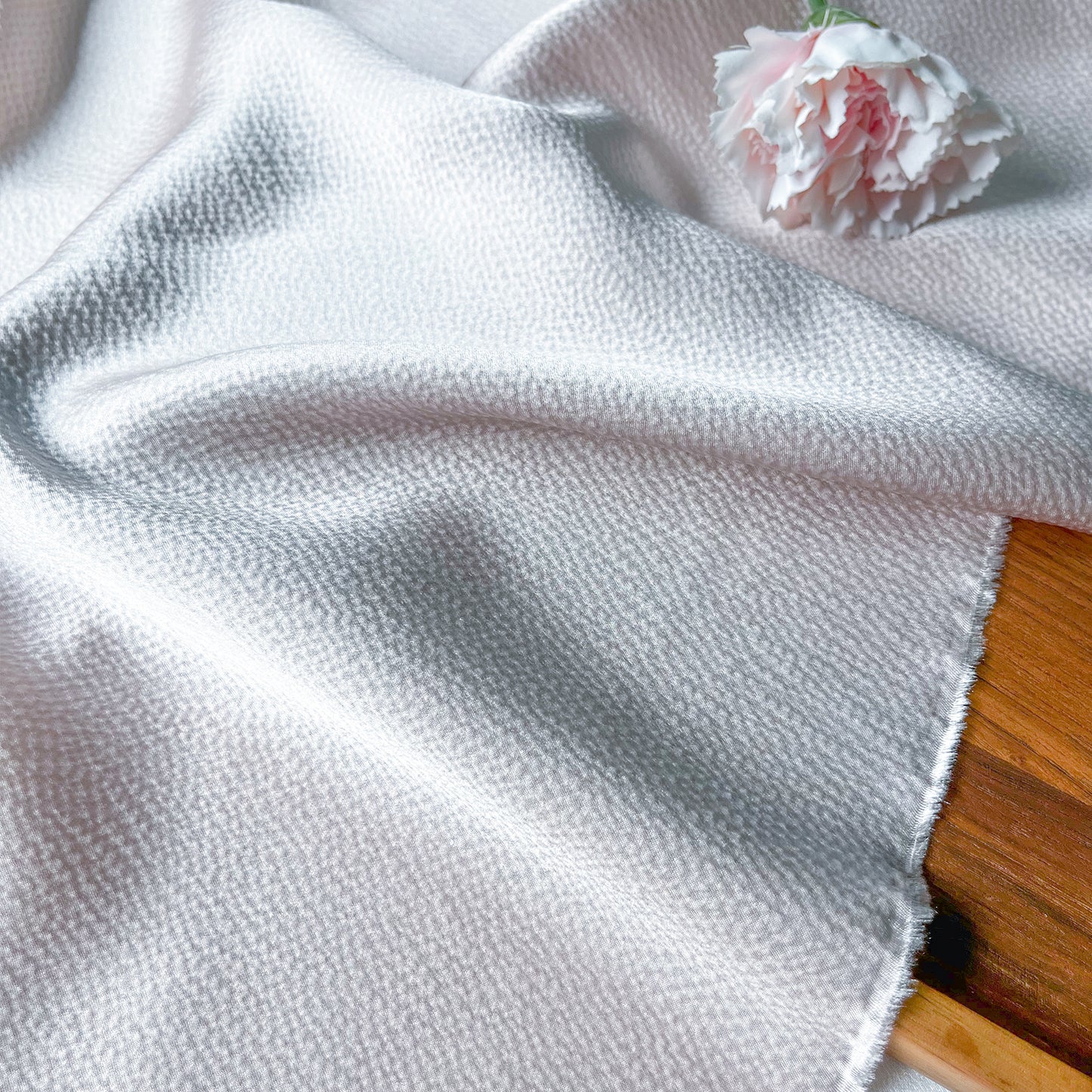 19 Momme Silk Pearl Satin Printed Clothing Colored Fabric Dresses Elegant Luxury For Women For Sewing By Meters 114cm